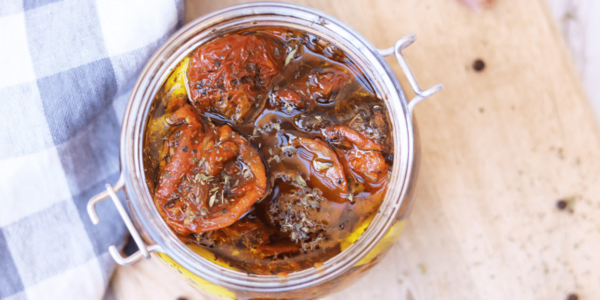 Cómo hacer tomates secos en aceite. ¡Te contamos el paso a paso!