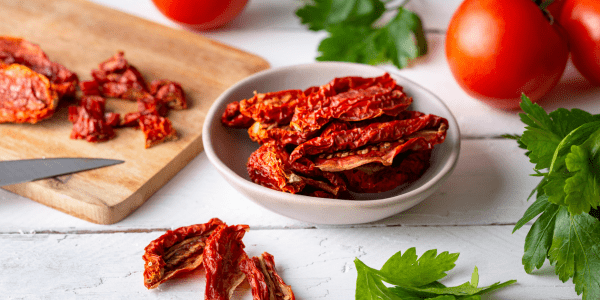 Beneficios del tomate seco: ¿cómo usarlo en tus platos?